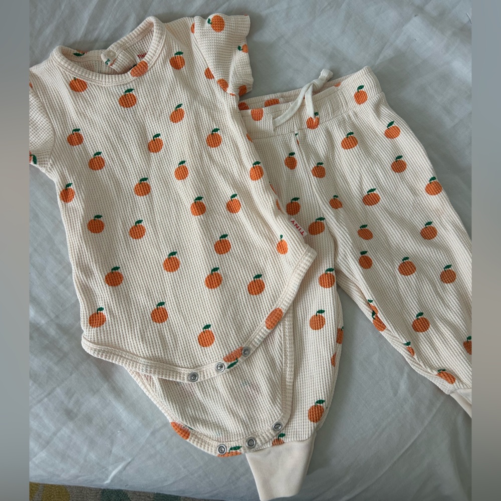 Tiny Cottons Oranges Organic Cotton Waffle Set